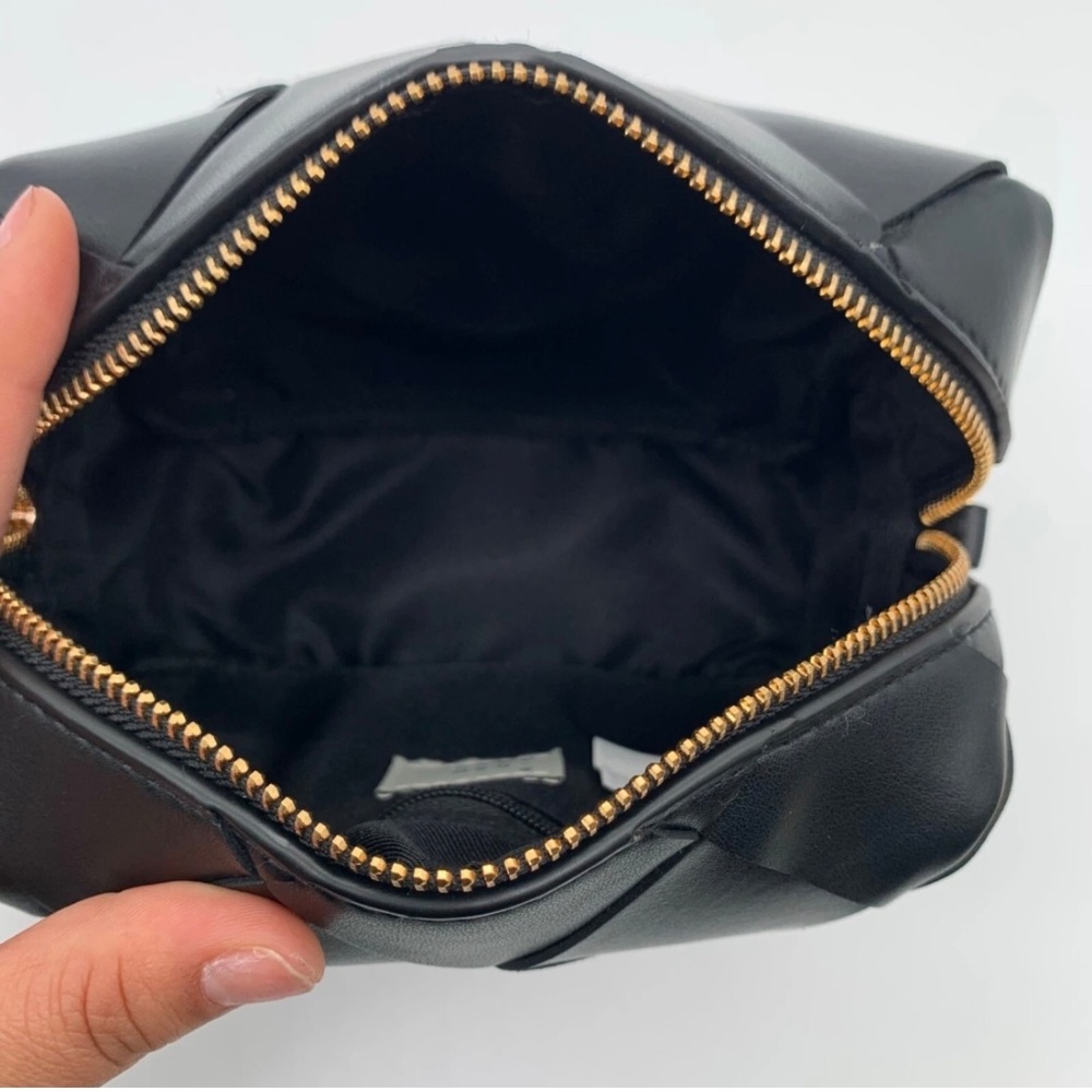 A New Day Black Cube Woven Crossbody - Picture 4 of 9